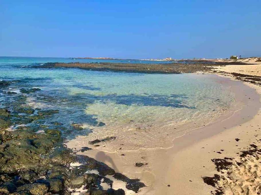 Casa Carol, Un Hogar Fuera De Casa. Villa El Cotillo  Bagian luar foto