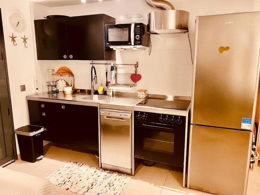 Casa Carol, Un Hogar Fuera De Casa. Villa El Cotillo  Bagian luar foto
